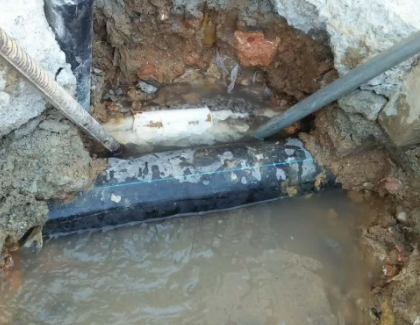 铁山港测漏水之水管漏水